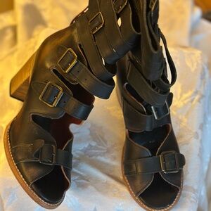 Stylish Black Strappy Heeled Sandals